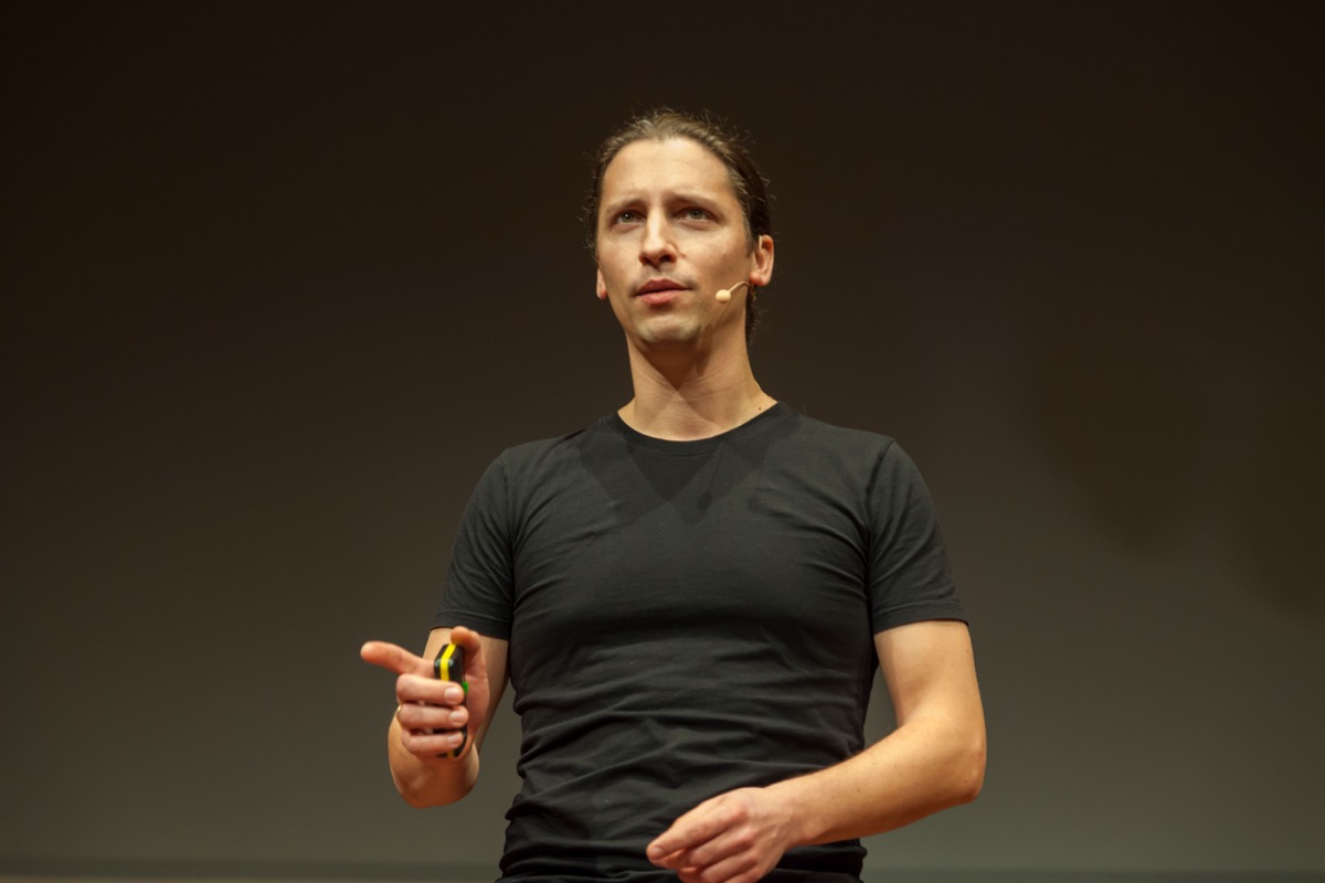 Manuel Dolderer delivering a keynote